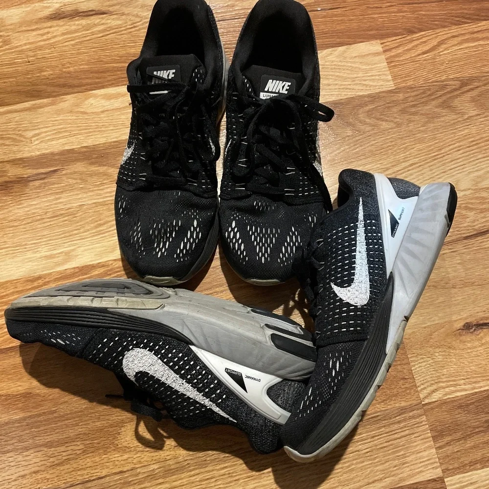Women 8 Two Pairs Nike Lunaglide 7 Athletic Shoes Sneakers- Both are identical p - Picture 1 of 4